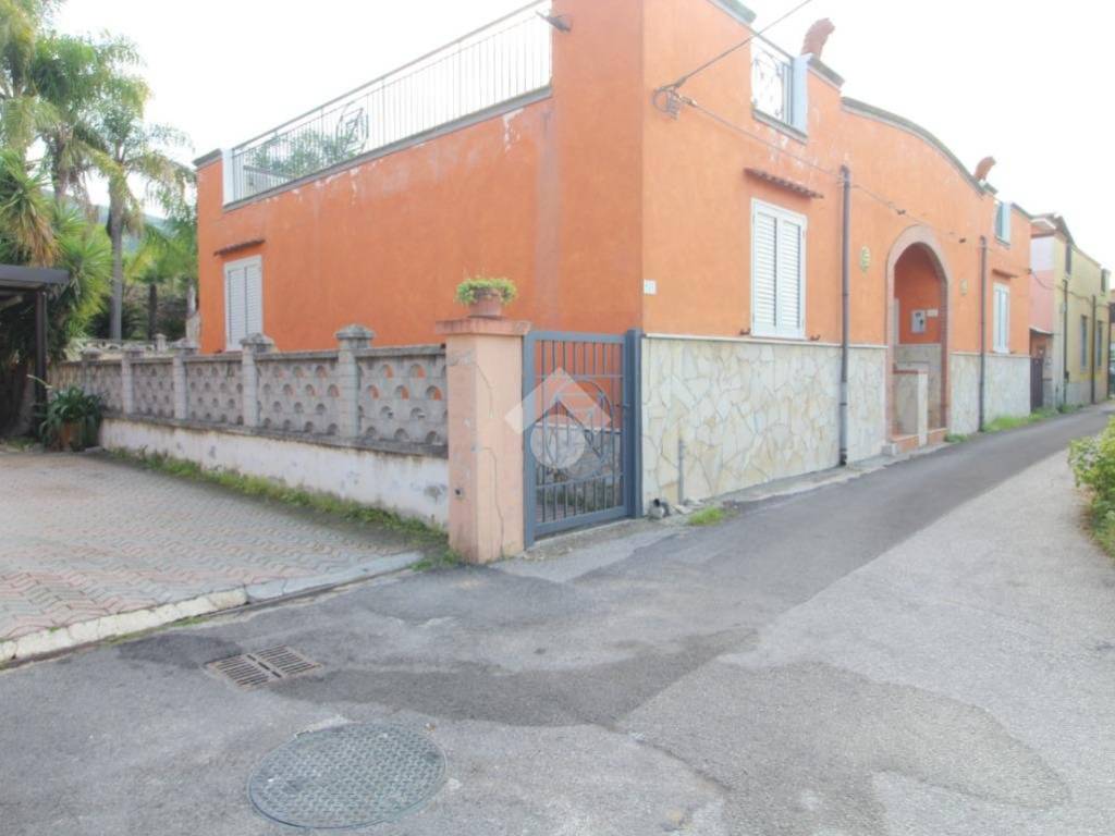 Villa a Agropoli in Via Guido Gozzano, 22 - Foto 2