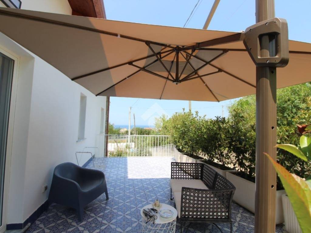 Villa a Agropoli in VIA TOGLIATTI, 5 - Foto 3