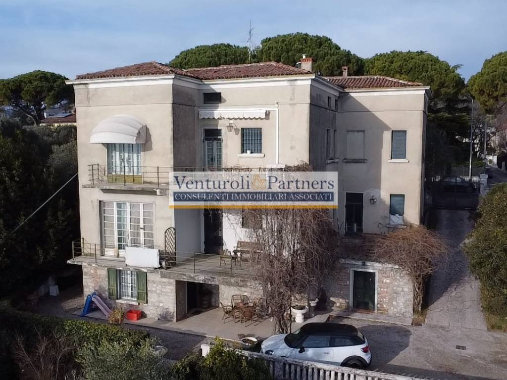 Villa a Padenghe sul garda in Via Antonio Meucci - Foto 2