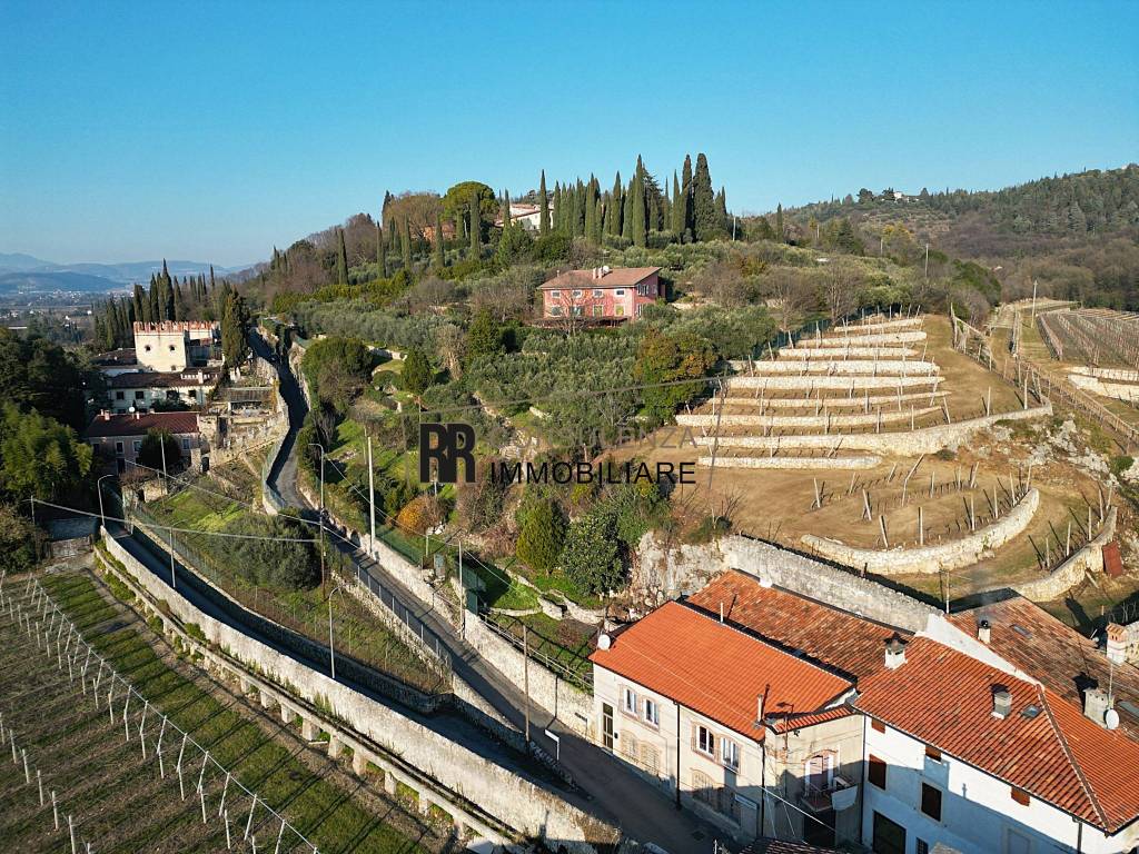 Casa indipendente a Verona in Via Valpolicella - Foto 2