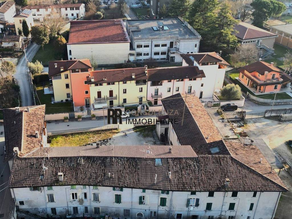 Casa indipendente a Verona in Via Valpolicella - Foto 3