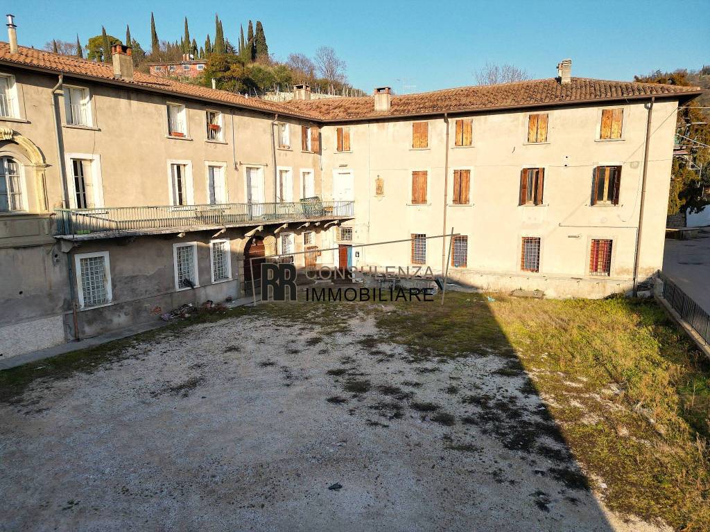 Casa indipendente a Verona in Via Valpolicella - Foto 5