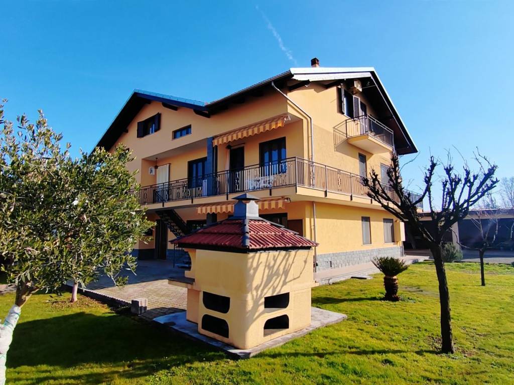 Villa a Cossato in Via Carlo Cerea, 37 - Foto 2