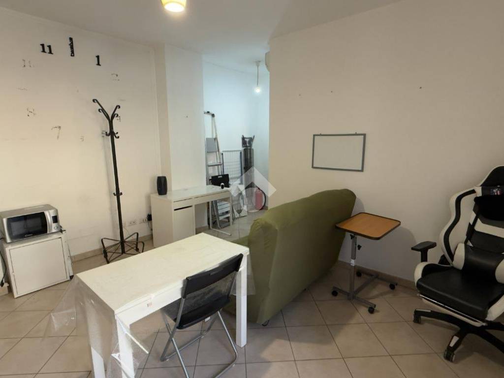 Appartamento a Castelnuovo di porto in VIA MONTEFIORE, 45 - Foto 4