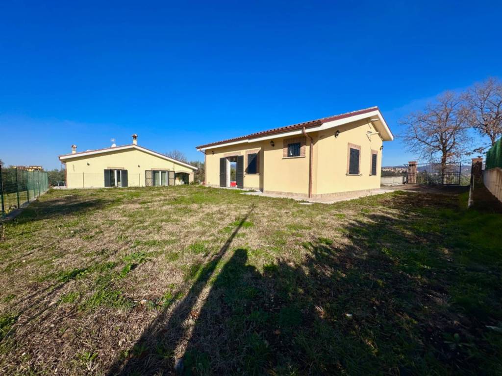 Villa a Toffia in VIA COLLI - Foto 5