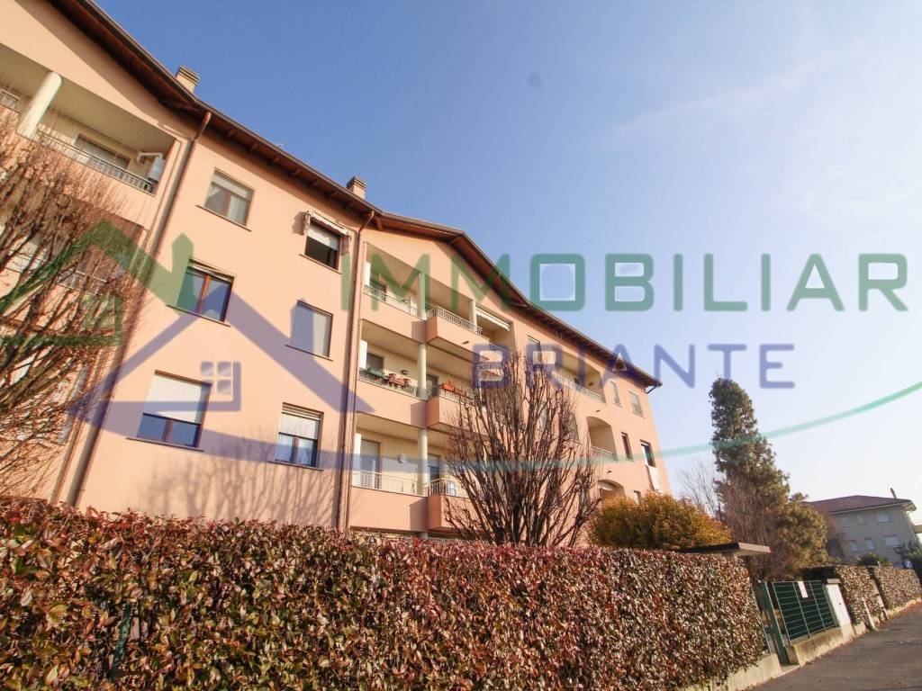 Appartamento a Lonate pozzolo in Via Monsignor Oscar Romero - Foto 3