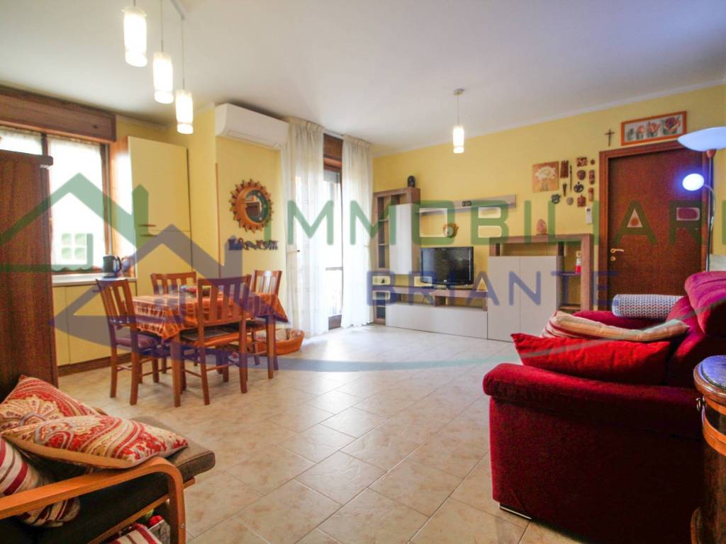 Appartamento a Lonate pozzolo in Via Monsignor Oscar Romero - Foto 4