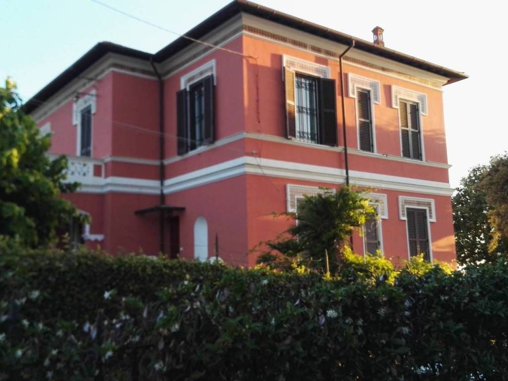 Villa a Marino in Viale Bruno Buozzi - Foto 2