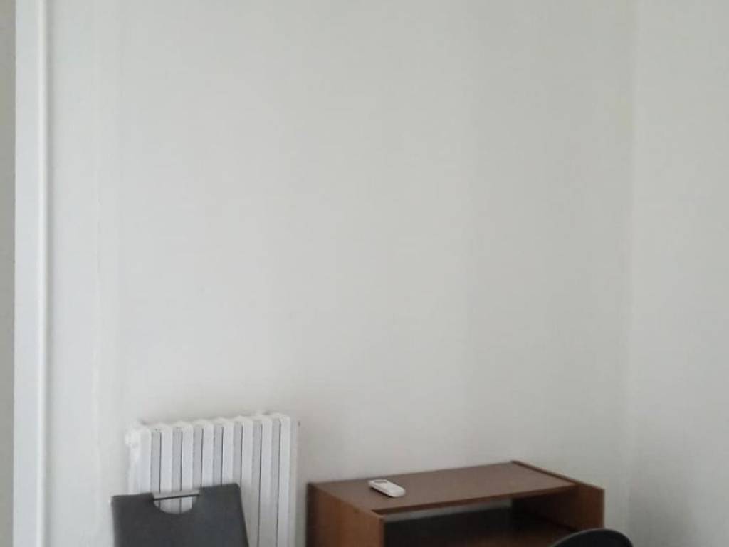 Appartamento a Taranto in Via Leonida da Taranto - Foto 4