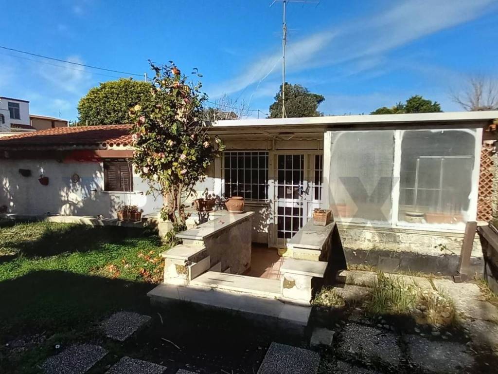 Villa a Nettuno in Via Norma, 10 - Foto 2