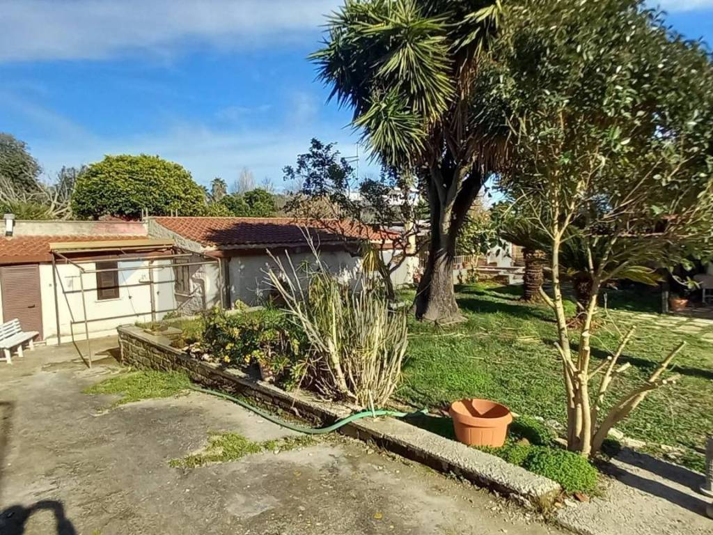 Villa a Nettuno in Via Norma, 10 - Foto 3