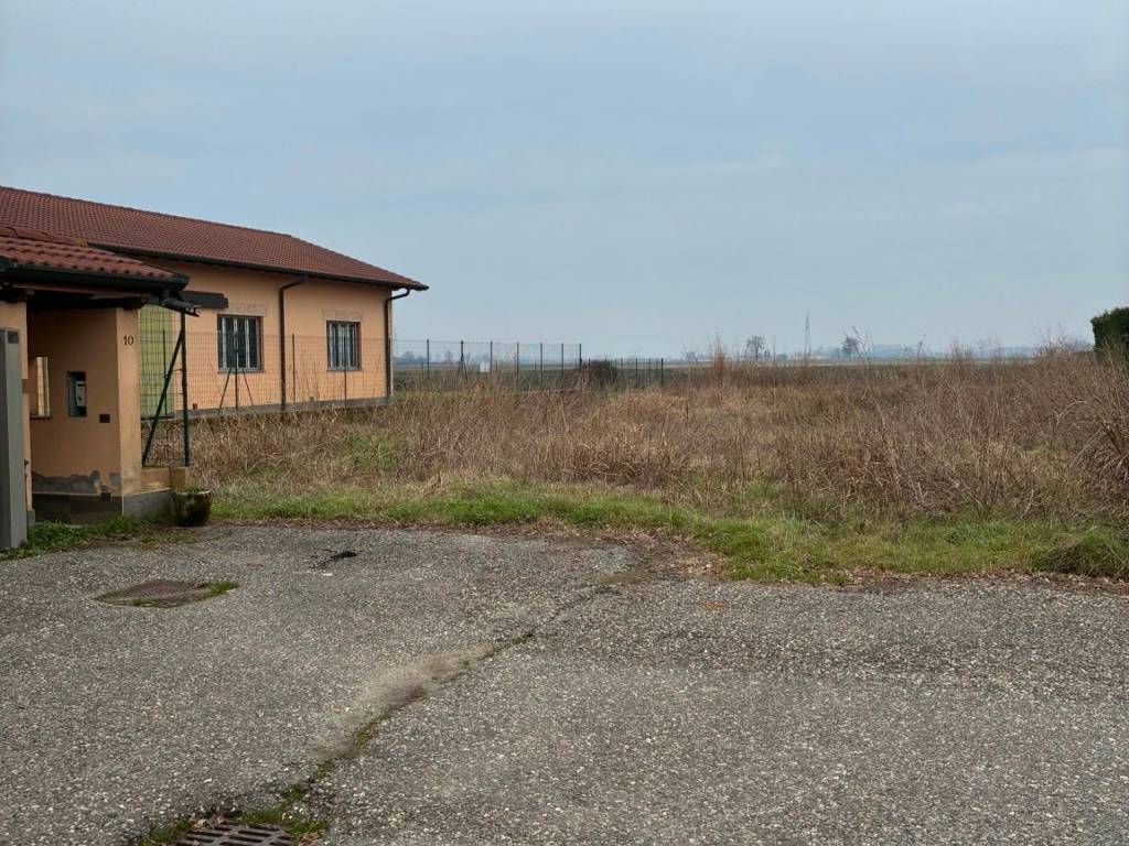 Terreno a Albuzzano in Via Leonardo da Vinci - Foto 2
