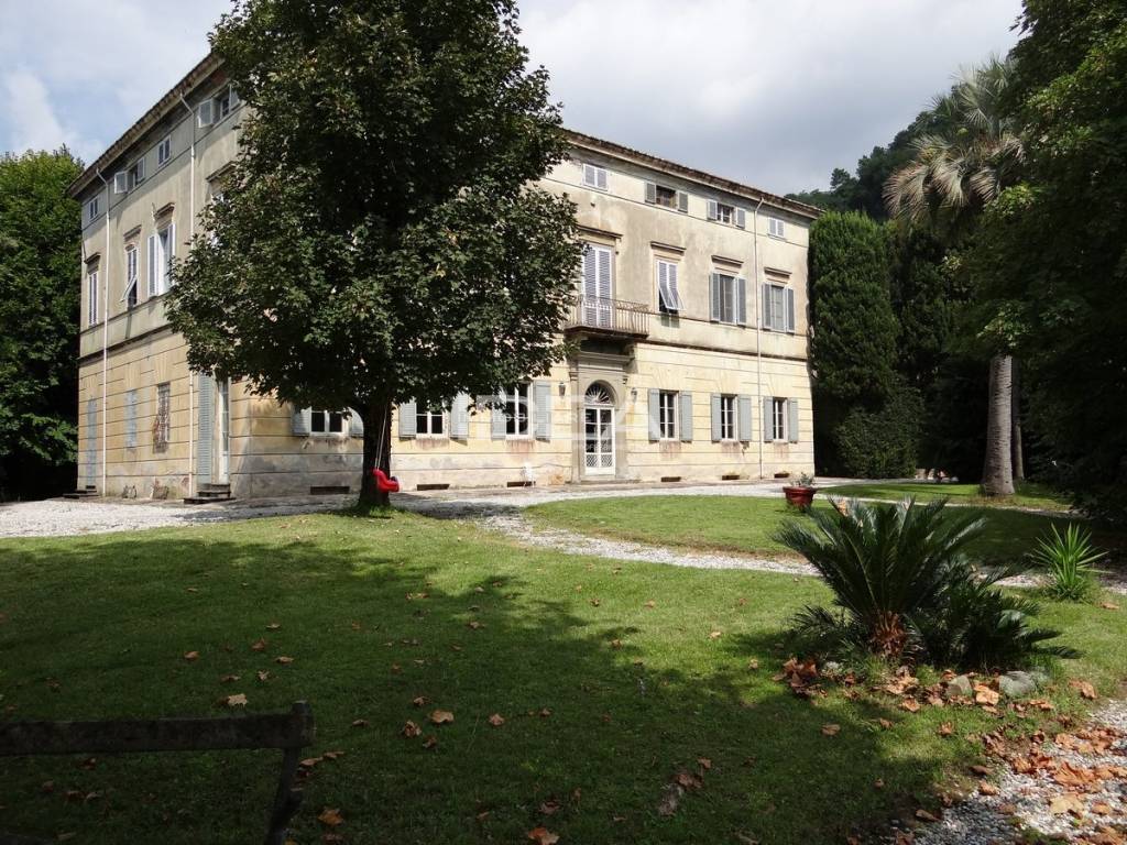 Villa a Lucca in Via di Palmata , - Foto 3