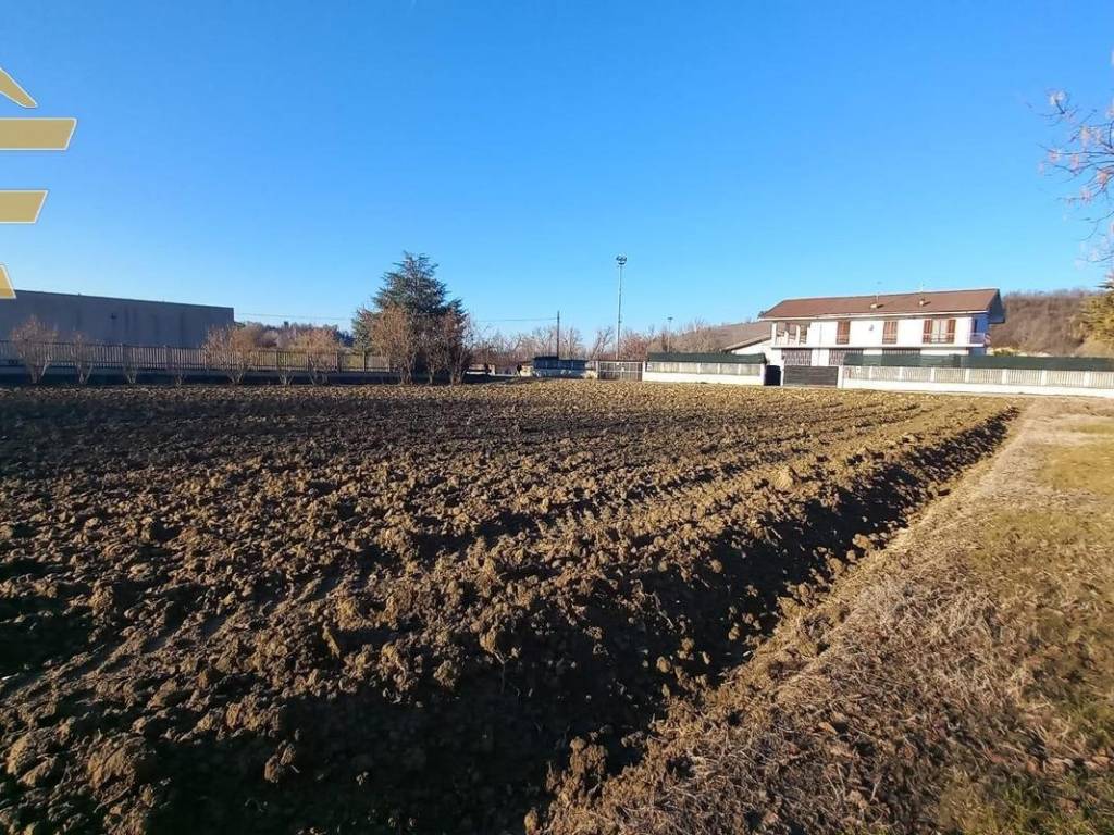 Terreno a Dogliani in BORGATA PIANDELTROIO, 33 - Foto 3