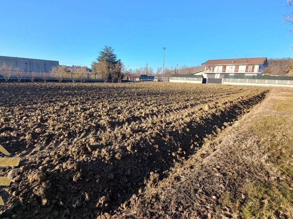 Terreno a Dogliani in BORGATA PIANDELTROIO, 33 - Foto 4