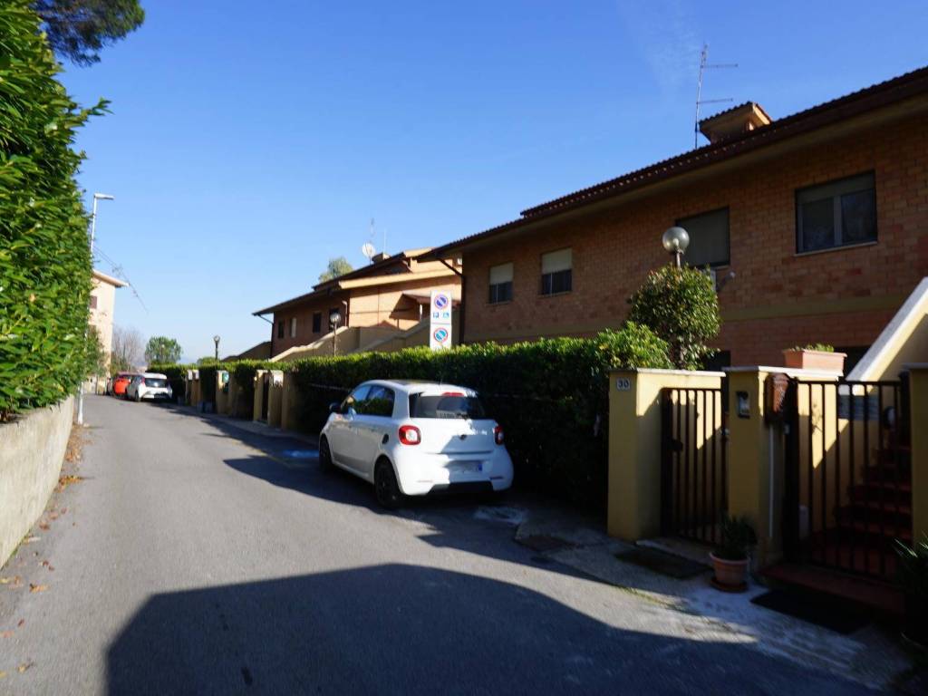 Appartamento a Castelnuovo di porto in Circonvallazione Beethoven - Foto 2