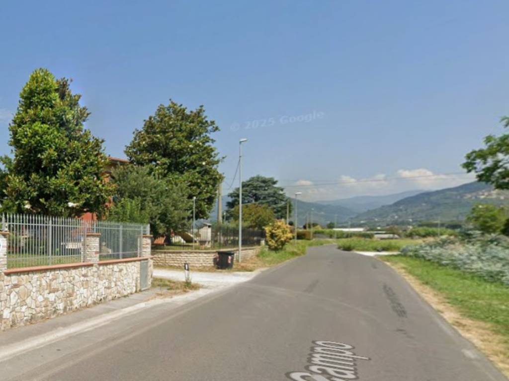 Villa a Pescia in di Campo - Foto 2