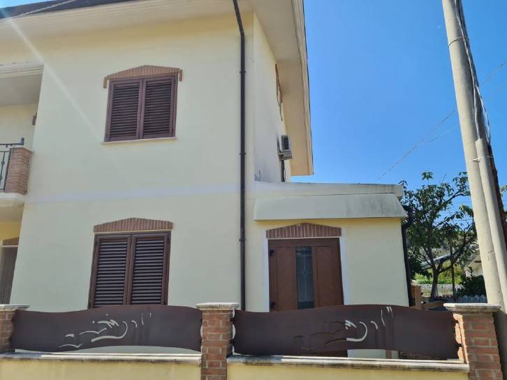 Appartamento a Martinsicuro in Alessandro Volta - Foto 4