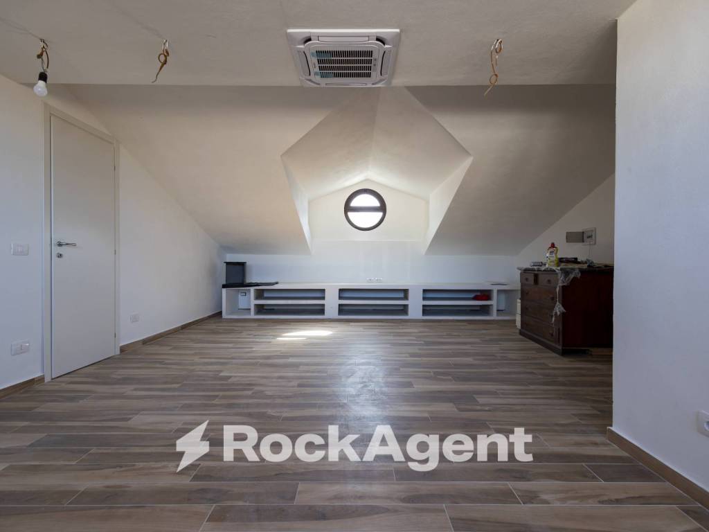 Attico / mansarda a Catanzaro in VIA BISCEGLIA CATANZARO - Foto 5