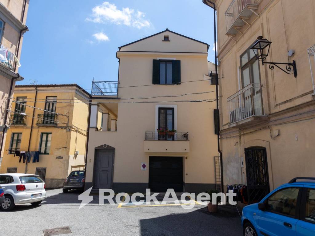 Appartamento a Catanzaro in Largo Piano Grande, 5 - Foto 3