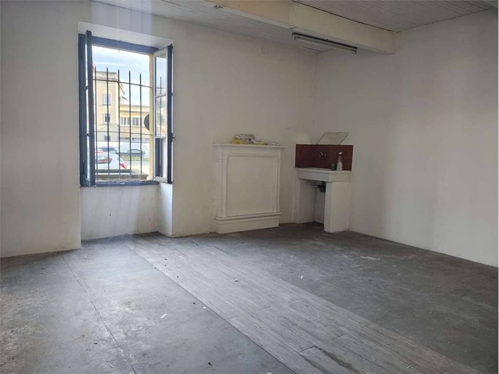 Appartamento a Verbania in Corso Cairoli, 8 - Foto 2