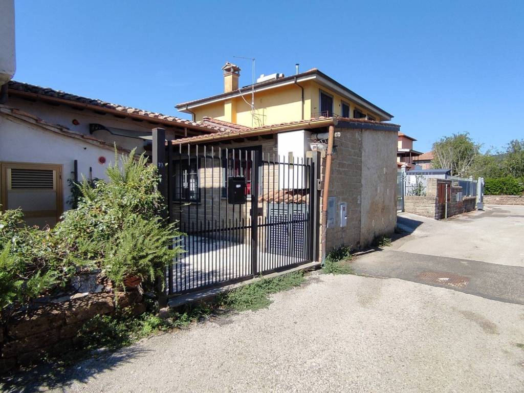 Appartamento a Manziana in Via Giuseppe Garibaldi, 73 - Foto 2