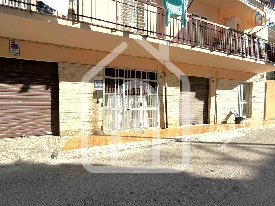 Box / garage a Giovinazzo in Via Sottotenente Magrone - Foto 3
