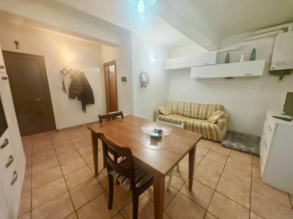 Appartamento a Terranuova bracciolini in Strada Comunale di Piantravigne - Foto 3