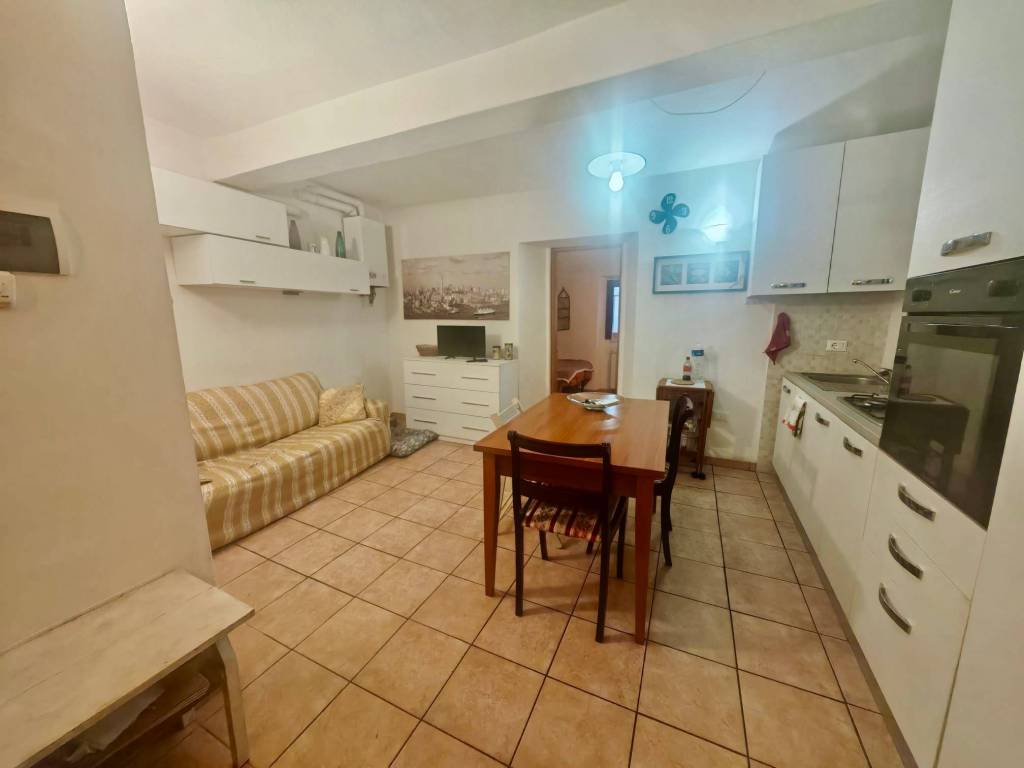 Appartamento a Terranuova bracciolini in Strada Comunale di Piantravigne - Foto 4