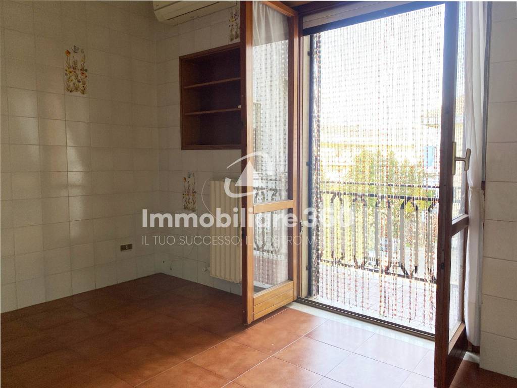 Appartamento a Castrolibero in Via Leonardo da Vinci - Foto 4