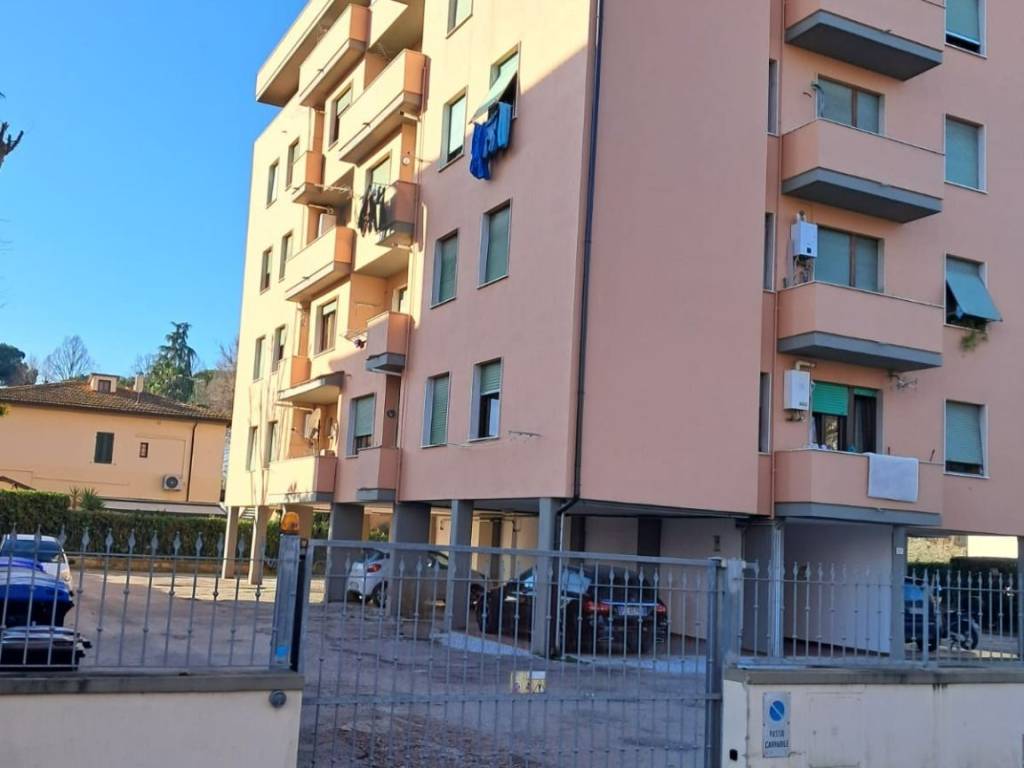 Appartamento a Pisa in Via Umbria - Foto 3