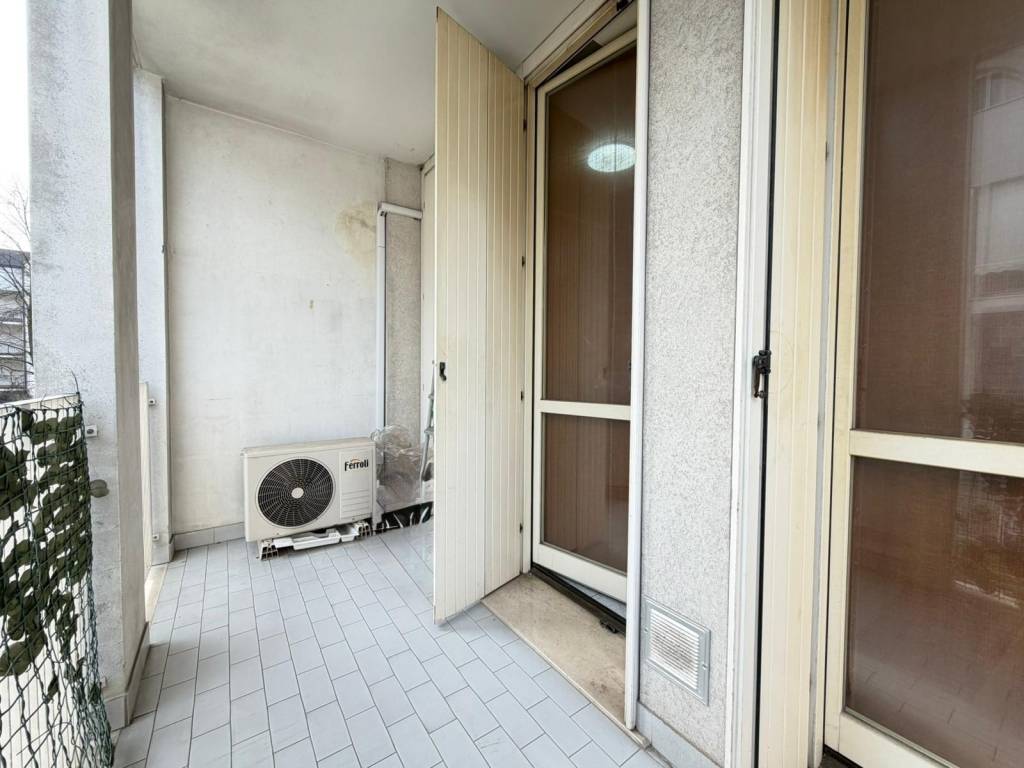 Appartamento a Gallarate in Via Paolo Campi, 4 - Foto 3