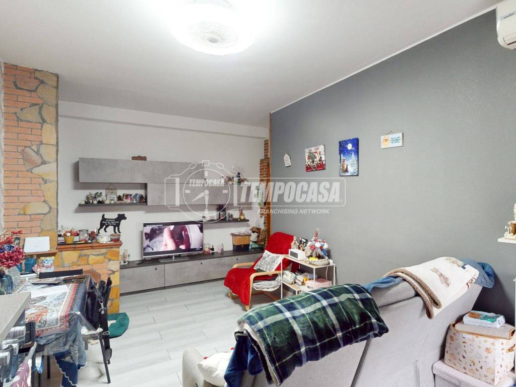 Appartamento a Mediglia in Via Giosuè Carducci 11/A - Foto 5