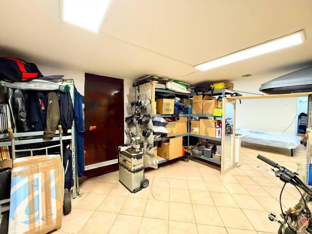 Box / garage a Certosa di pavia in via repubblica, 36 - Foto 4