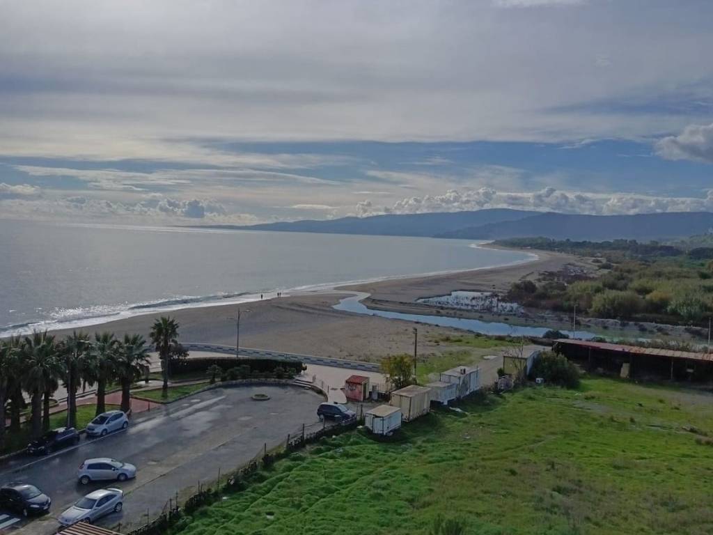 Appartamento a Catanzaro in Via Lungomare Stefano Pugliese, 3 - Foto 2