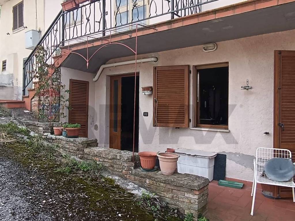 Casa indipendente a Scheggia e pascelupo - Foto 3