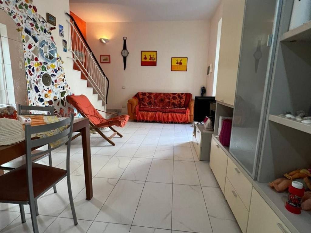 Casa indipendente a Viareggio in Via Nazario Sauro, 155 - Foto 4