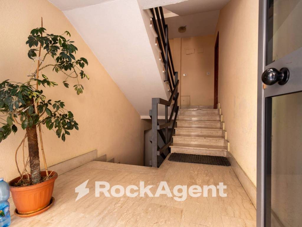 Attico / mansarda a Catanzaro in Via Giuseppe Rito, 5 - Foto 3