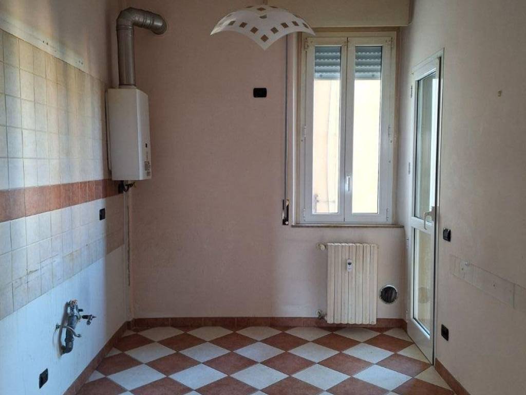 Appartamento a Mantova in Viale Montenero - Foto 4