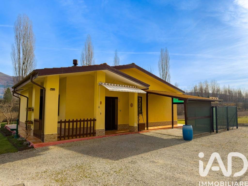 Villa a Nocera umbra in Via Montecchio, 15 - Foto 3