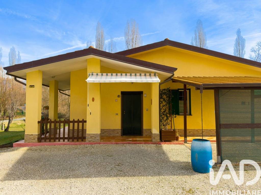 Villa a Nocera umbra in Via Montecchio, 15 - Foto 4