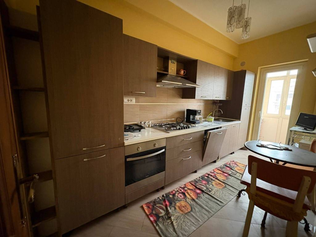 Appartamento a Catanzaro in Via Padre Antonio da Olivadi - Foto 2