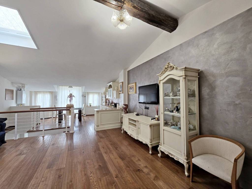 Appartamento a Arezzo in Porta San Lorentino - Foto 2