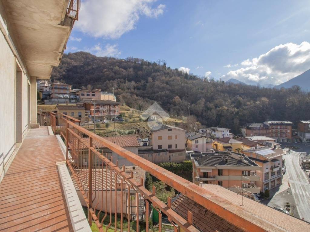 Appartamento a Lumezzane in Via giuseppe verginella - Foto 2