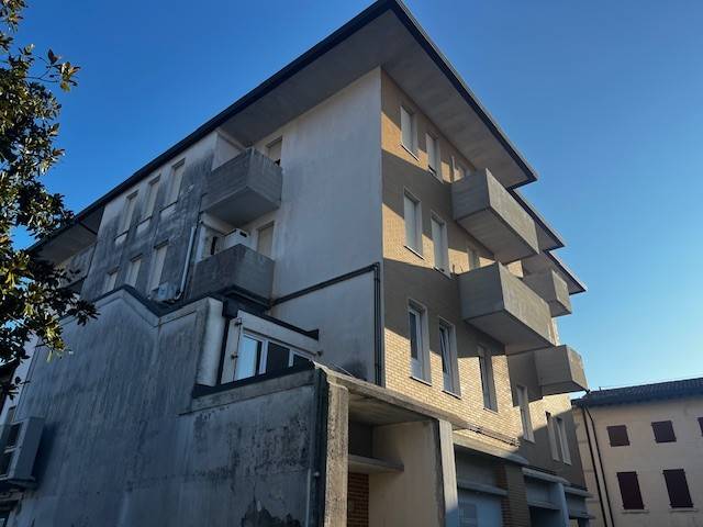 Palazzo / stabile a Aviano in Via Ospedale, 4 - Foto 2