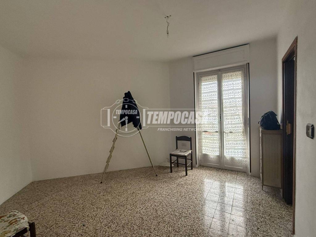 Appartamento a Asti in Piazzale Bixio Nino 16 - Foto 2