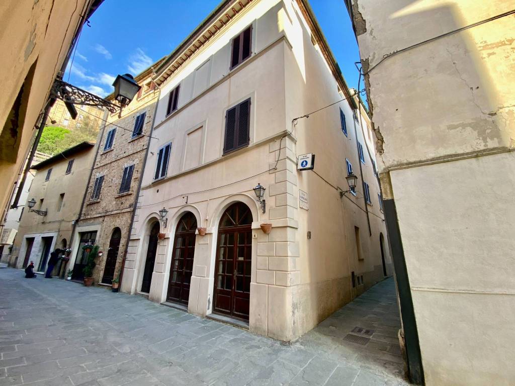 Immobile a Massa marittima in Via Alfredo Cappellini, 1 - Foto 2