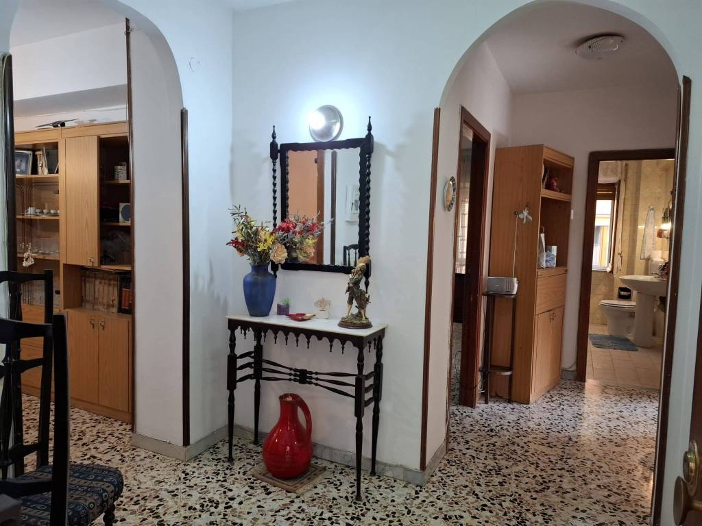 Appartamento a Salerno in Via Demetrio Moscato - Foto 5
