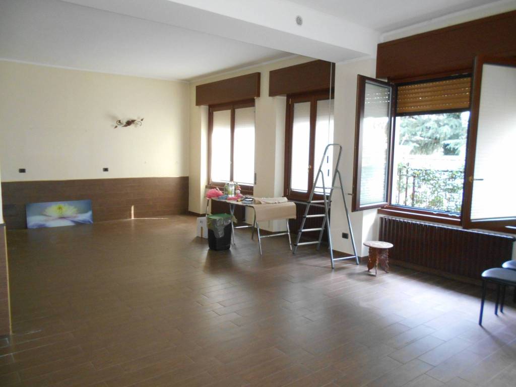 Appartamento a Carugo in Via Camillo Benso di Cavour, 1 - Foto 3