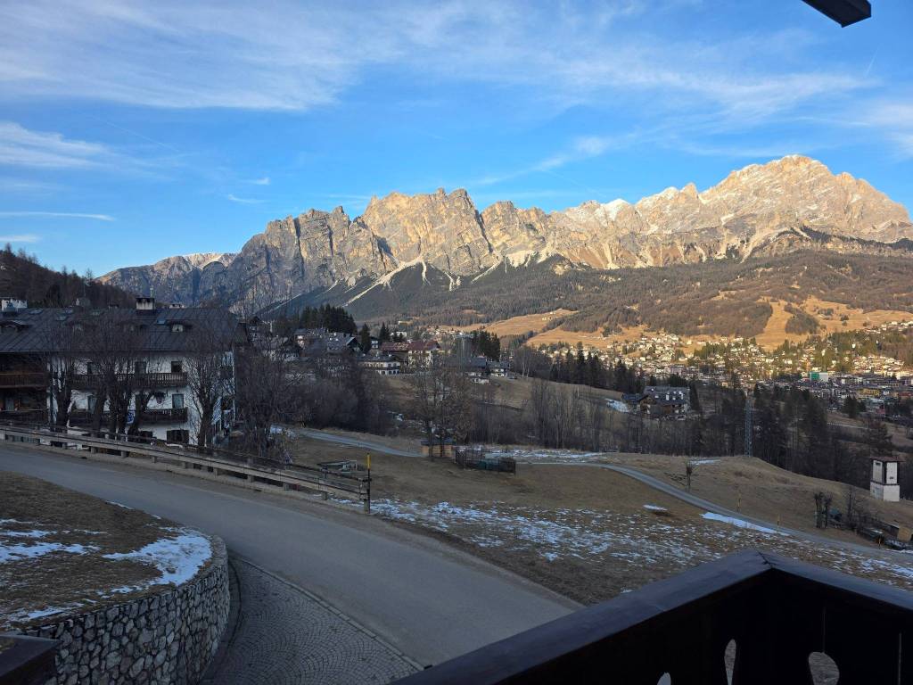 Appartamento a Cortina d'ampezzo in Località Col - Foto 5